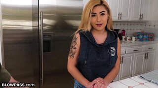 למצוא את צעד-בנות עירום