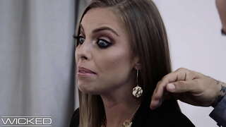 Агент па нерухомасці Трахал Кліента - Злы